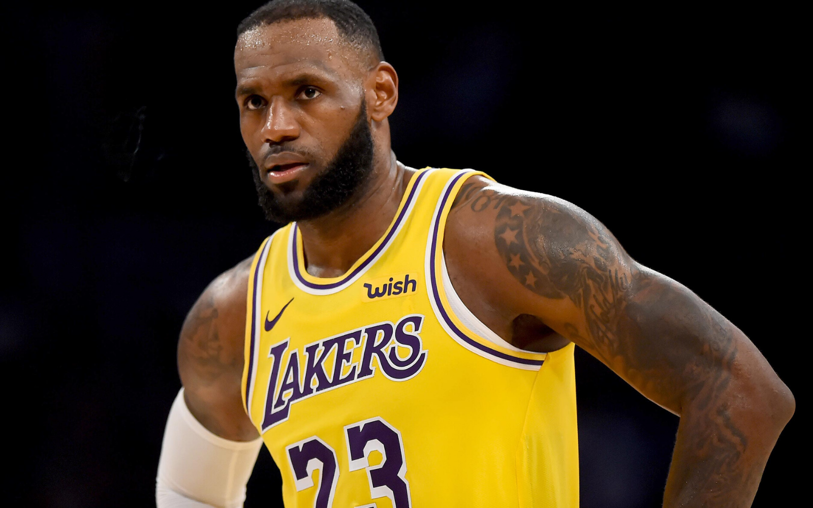 Where is lebron james born hotsell